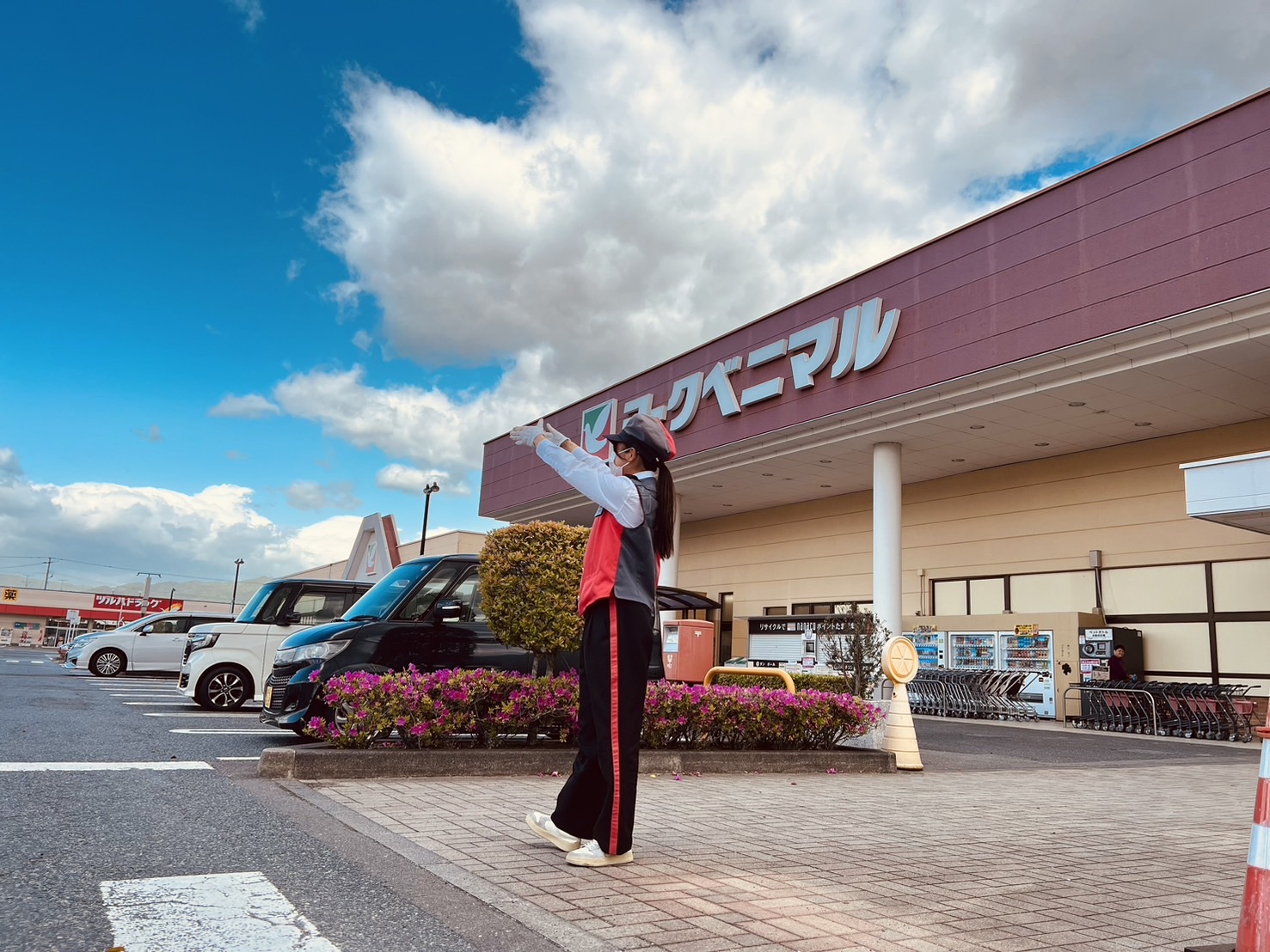 (YB様)<br>令和6年5月17日にリニューアルオープンしました、ヨークベニマル原町西店(株式会社ヨークベニマル様/福島県南相馬市)の対応を初日4名で3日間対応致しました。<br>